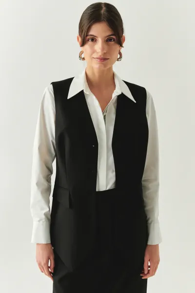 V Yaka Cep Görünümlü Astarlı Düz Regular Siyah Yelek