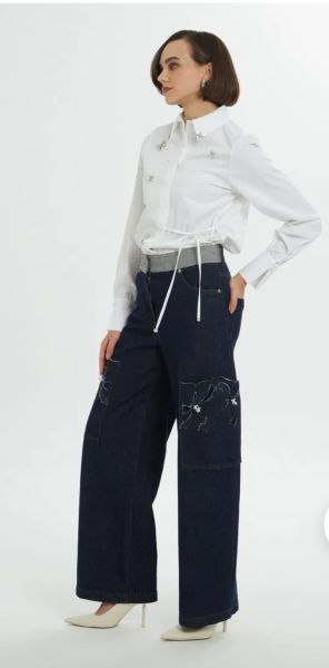 Cepleri Nakışlı Mavi Jean Pantolon