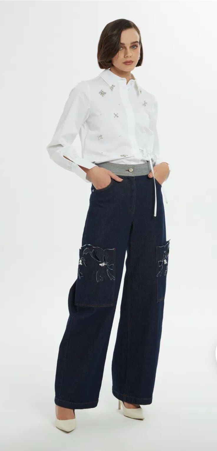 Cepleri Nakışlı Mavi Jean Pantolon