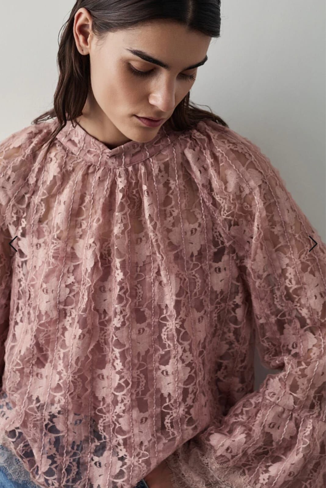 Geniş kollu dantel bluz