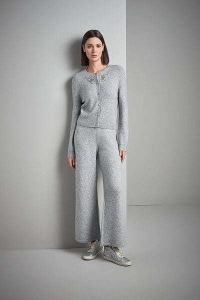 PUL VE SİM DETAYLI BOL PAÇA GRİ TRİKO PANTOLON