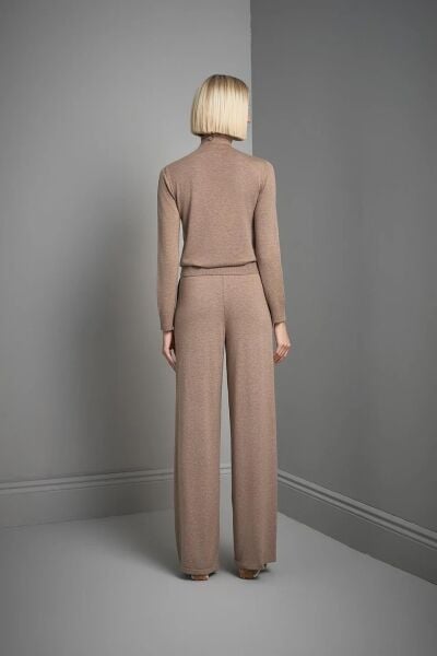 PİLELİ BOL PAÇA BEJ TRİKO PANTOLON