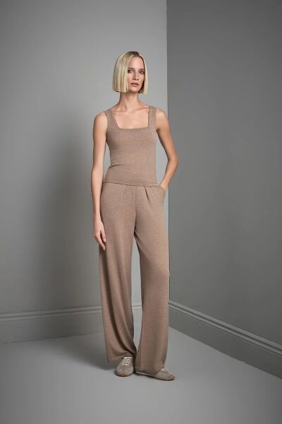 PİLELİ BOL PAÇA BEJ TRİKO PANTOLON