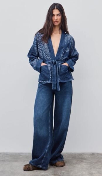 Kot baskılı kimono