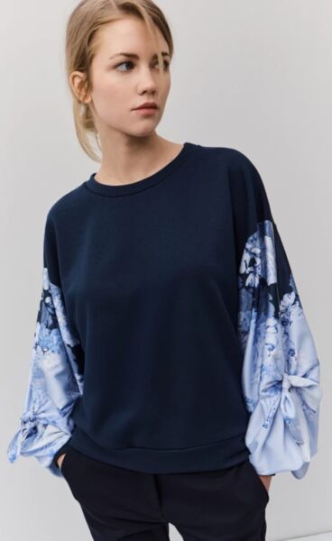 Saten çiçek desenli kollu sweatshirt