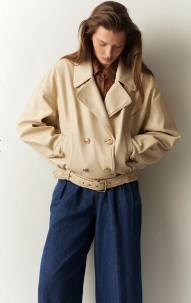 Kemerli deri görünümlü ceket