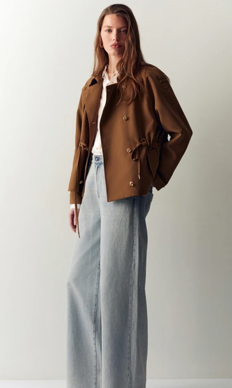 Belden bağlamalı kısa kesimli ceket