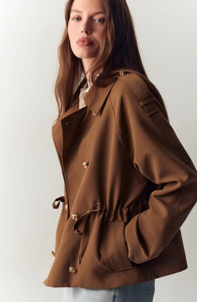 Belden bağlamalı kısa kesimli ceket