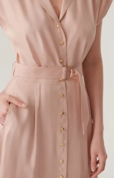 Kolsuz Önden Düğmeli Kemerli Modal Kumaş Midi Pembe Elbise