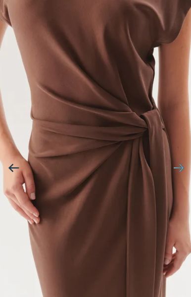 Beli Kuşaklı Vücuda Oturan Kahverengi Modal Karışımlı Midi Örme Elbise