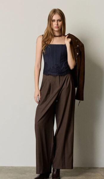 Dantelli çizgili korse