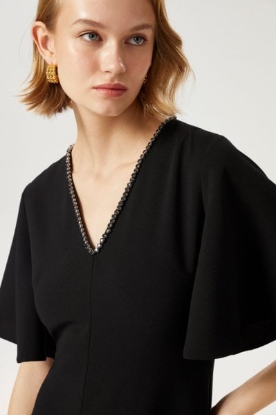 İşleme detaylı Elbise