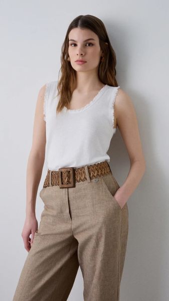 Temel kolsuz üst bluz