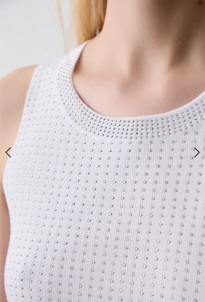 Tamamen yapay elmaslarla kaplı kolsuz üst