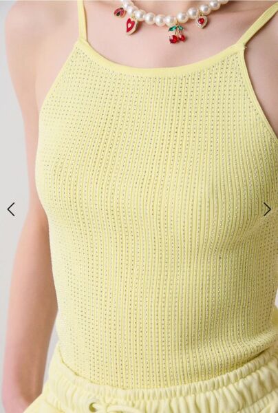 Askılı ve taşlı üst