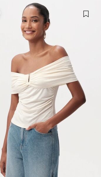 Omuzları Açık Metal Tokalı Slim Fit Örme Bluz