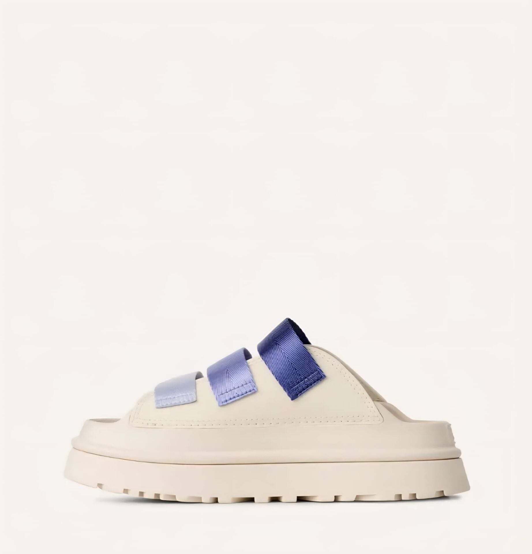 UGG TOPUKSUZ TERLİKLER