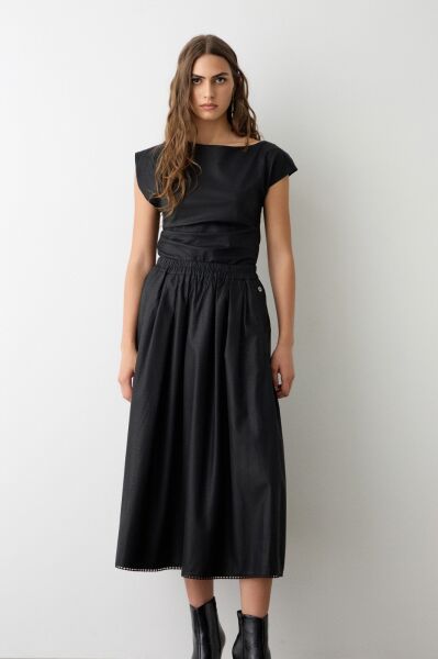 KOLSUZ ASİMETRİK KESİM BLUZ