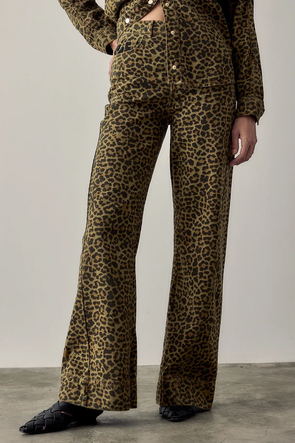 LEOPAR DESENLİ JEAN PANTOLON-KAHVE