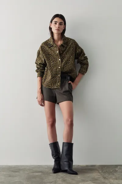 KADIN LEOPAR DESENLİ GABARDİN GÖMLEK-KAHVE