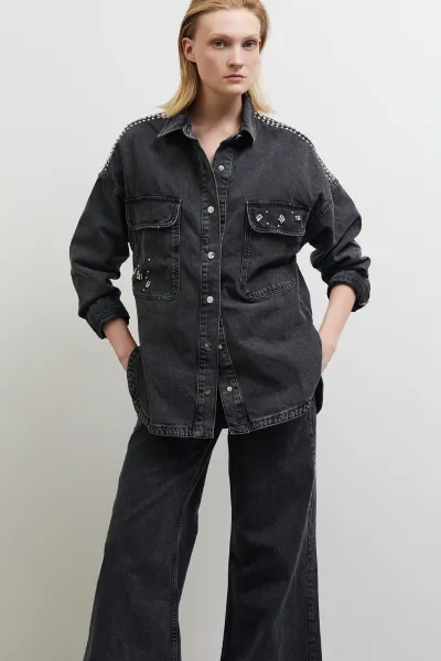 UZUN KOL DÜĞME KAPAMA TAŞ DETAY DENİM CEKET-SİYAH