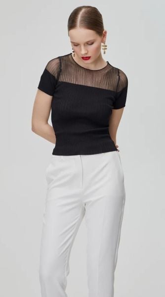 File Tasarımlı Kısa Kollu Bluz