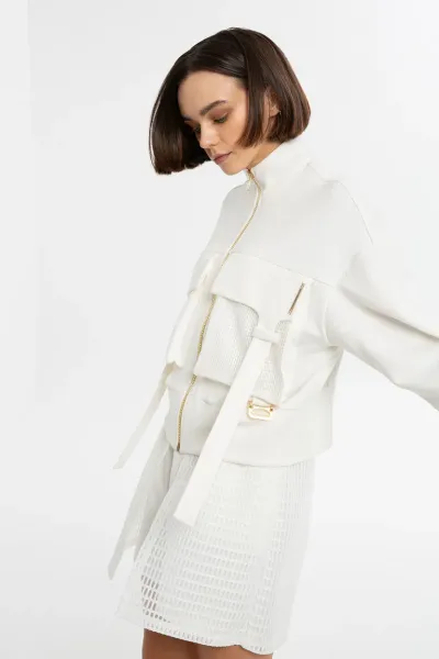 FİLE DETAYLI KISA EKRU CEKET