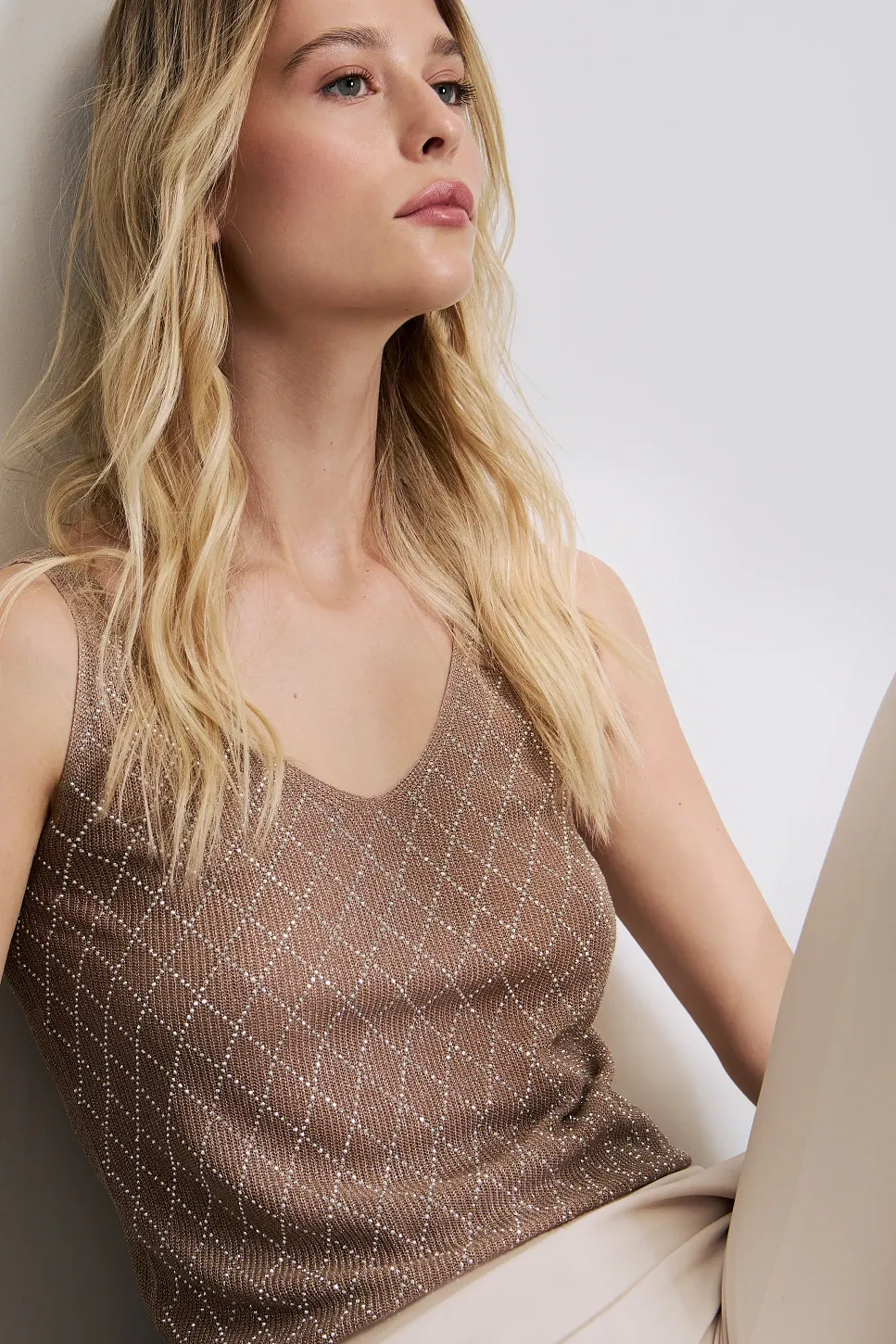 YAPAY ELMAS DETAY KALIN ASKILI BLUZ