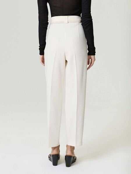 Kemer Detaylı Pantolon-Ekru