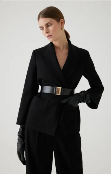 Kemer Detaylı Geniş Cepli Regular Ceket