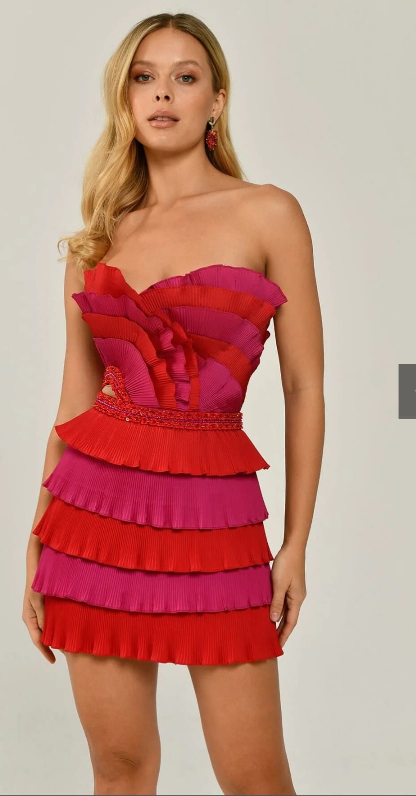 Straplez Katlı Pliseli Tafta Kısa Elbise