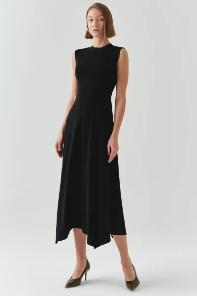 Bisiklet Yaka Triko Garnili Asimetrik Kesim Slim Fit Midi Elbise-Siyah
