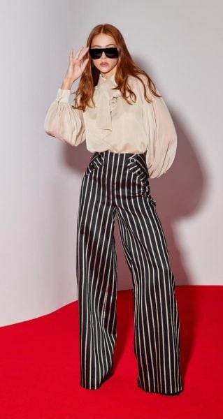 Düğme Detaylı Pantolon