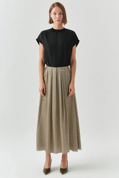 Bisiklet Yaka Düşük Kol Triko Garnili Regular Siyah Bluz