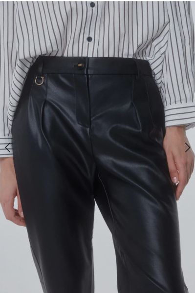 Beli Lastikli, Deri Görünümlü Pantolon